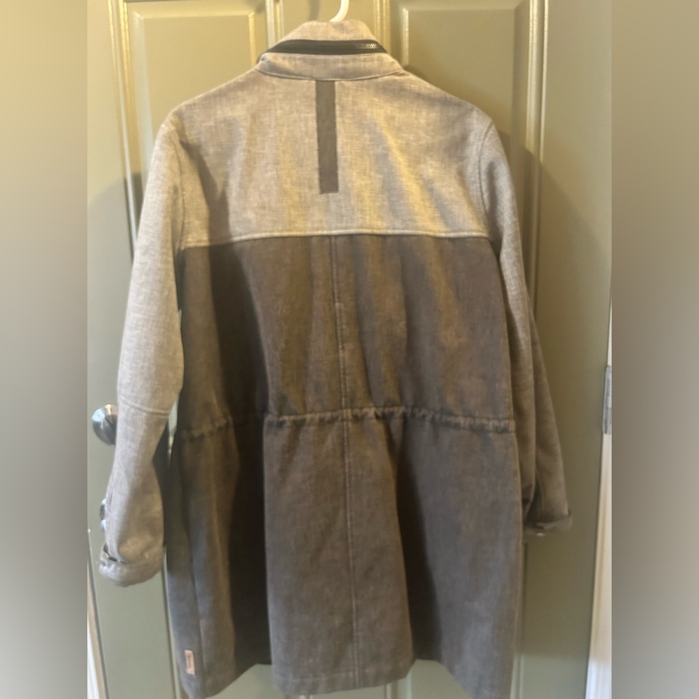 Women’s Roots Charcoal Fall / Spring Coat - Picture 2 of 5